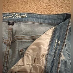 Universal threads distressed jeans